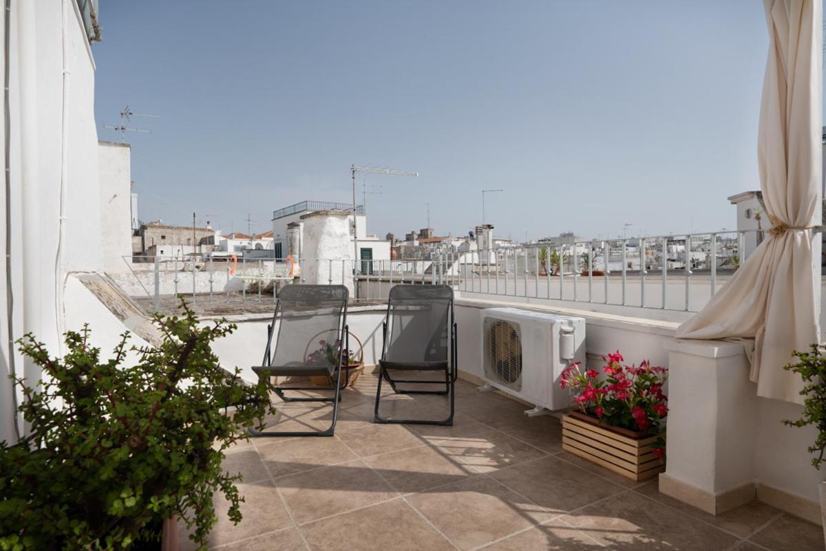 Casa Flanc - Charme Storico Nel Centro Di Ostuni Villa Bagian luar foto