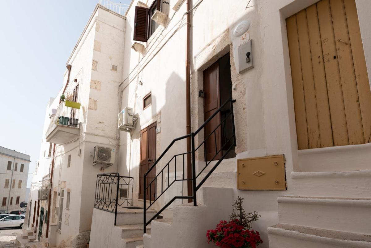 Casa Flanc - Charme Storico Nel Centro Di Ostuni Villa Bagian luar foto