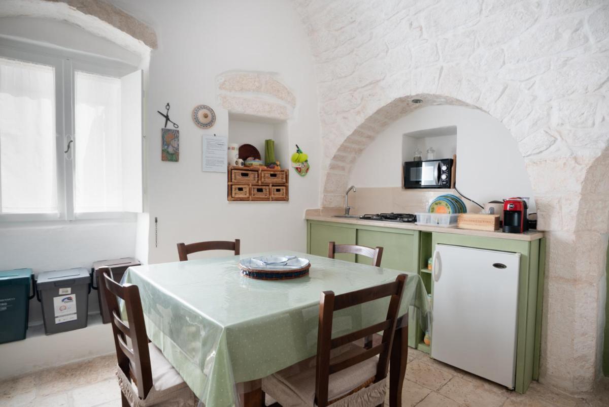 Casa Flanc - Charme Storico Nel Centro Di Ostuni Villa Bagian luar foto